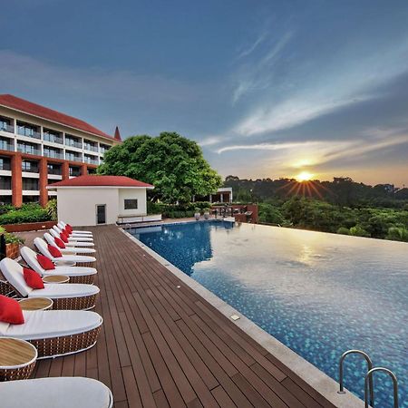 Hotel Doubletree By Hilton Goa - Panaji Esterno foto