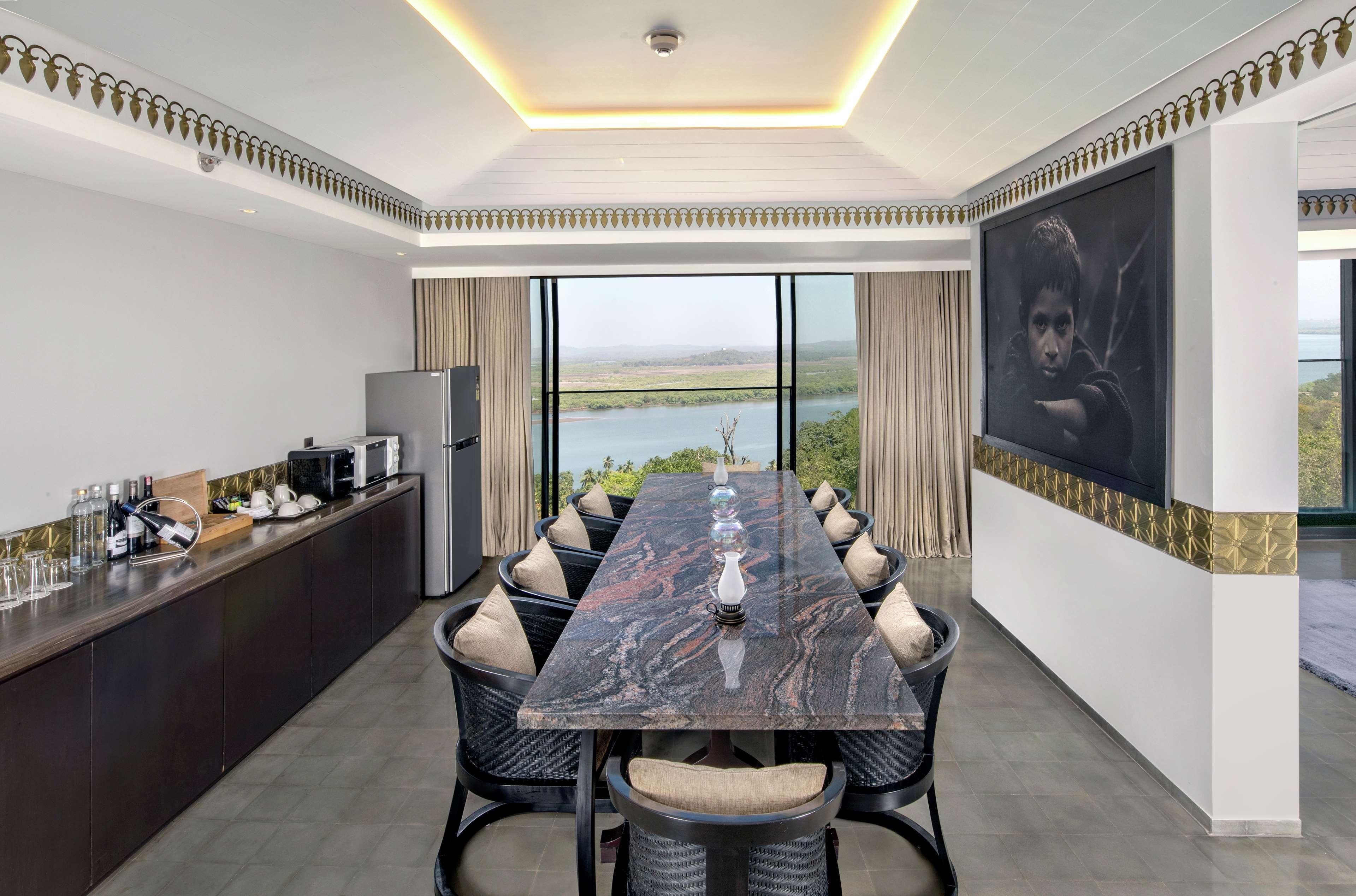 Hotel Doubletree By Hilton Goa - Panaji Esterno foto
