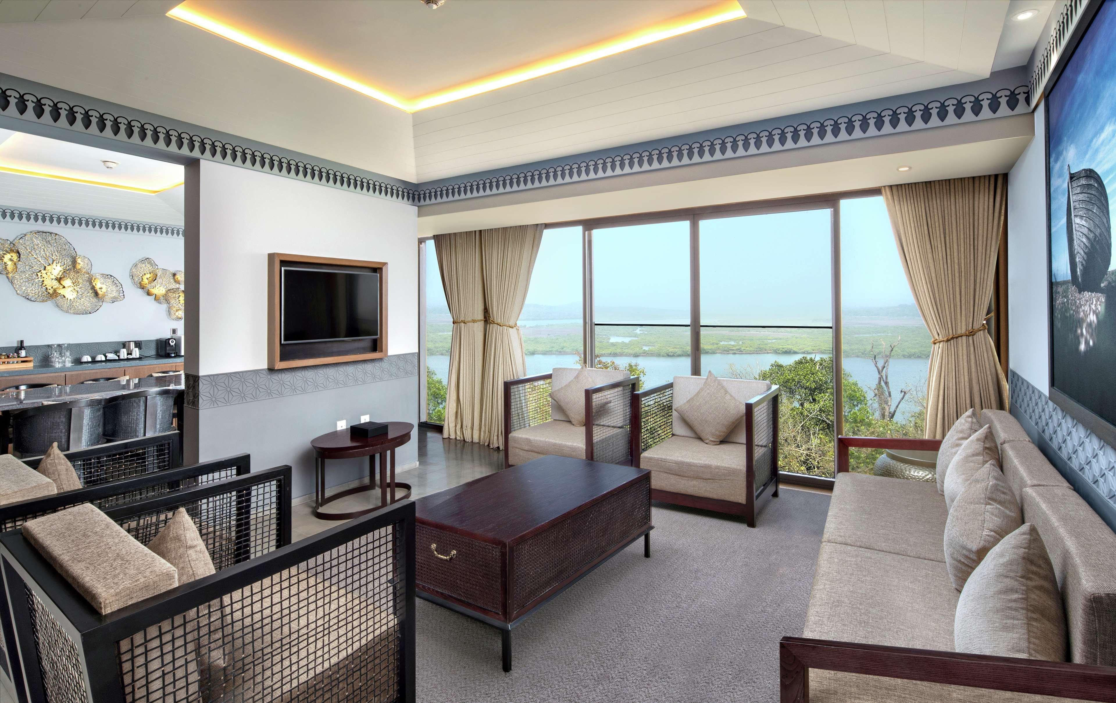 Hotel Doubletree By Hilton Goa - Panaji Esterno foto