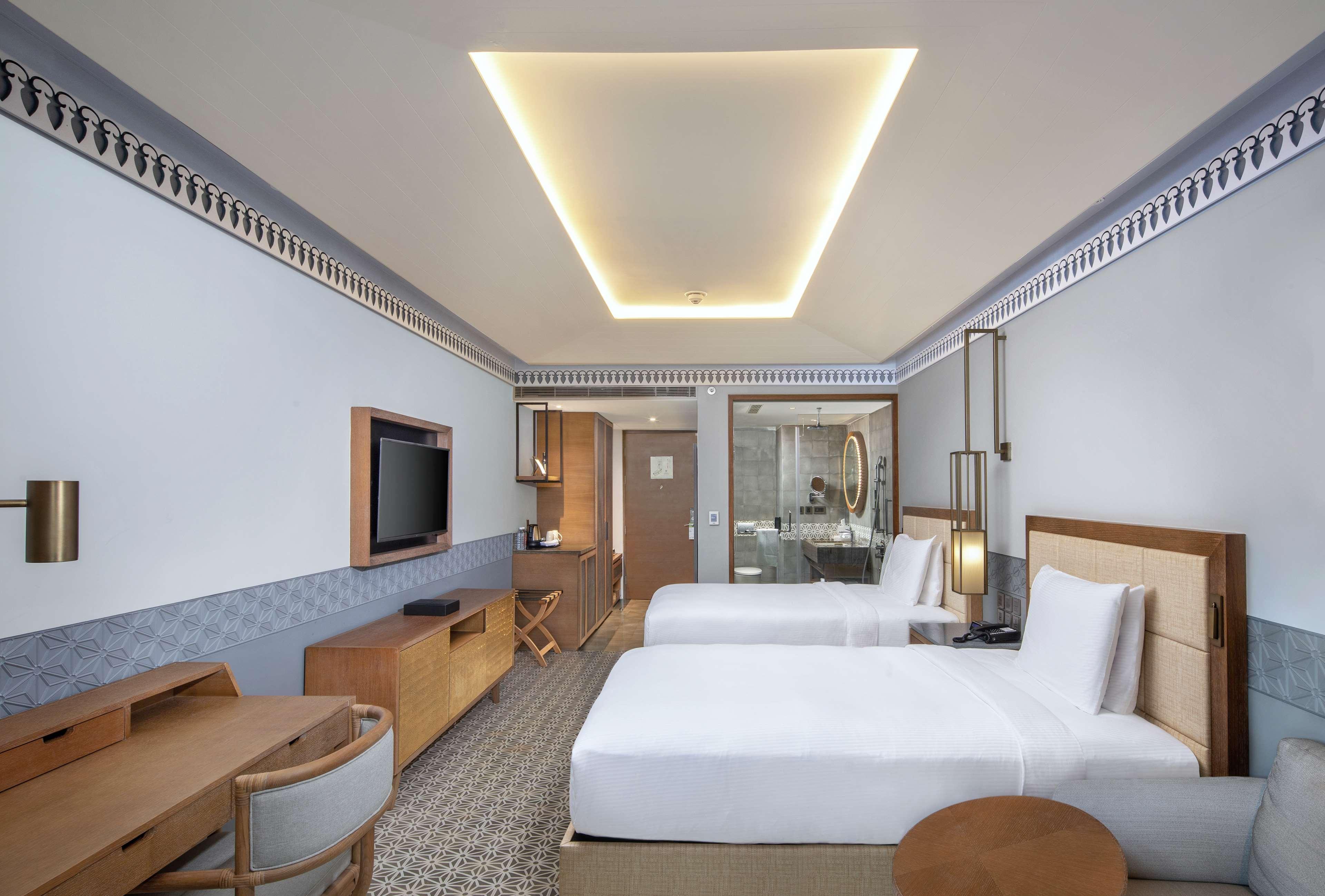 Hotel Doubletree By Hilton Goa - Panaji Esterno foto