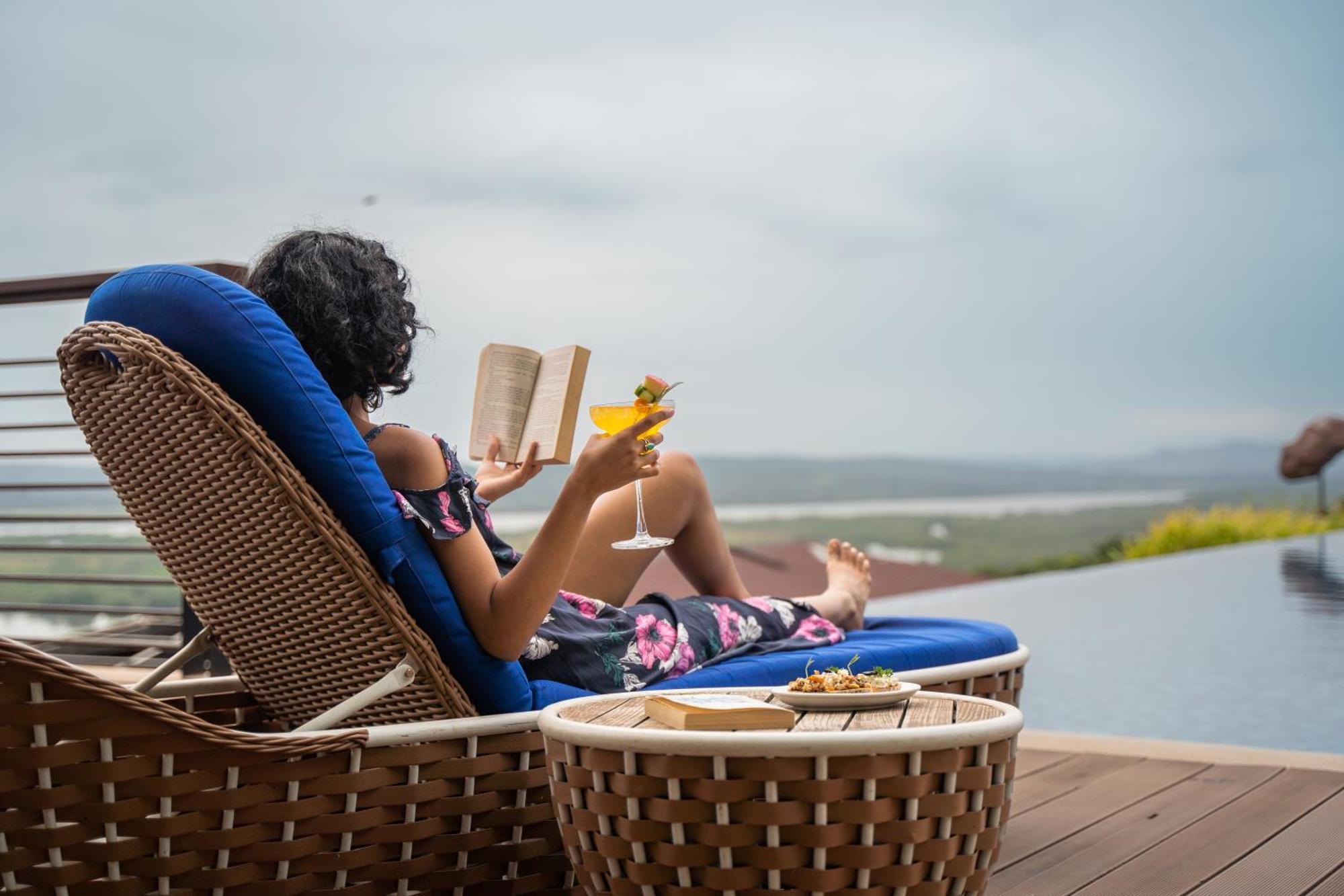 Hotel Doubletree By Hilton Goa - Panaji Esterno foto