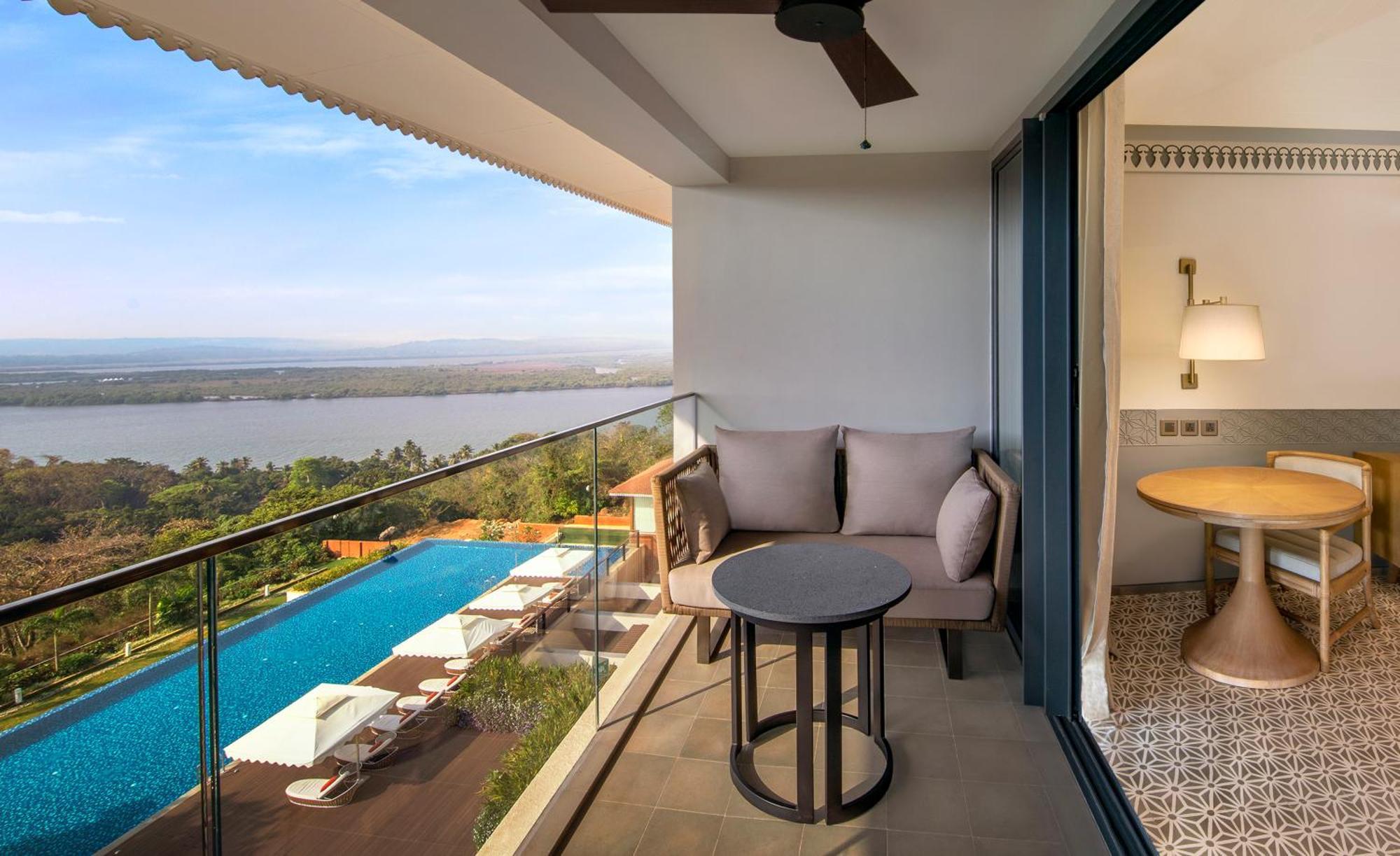 Hotel Doubletree By Hilton Goa - Panaji Esterno foto