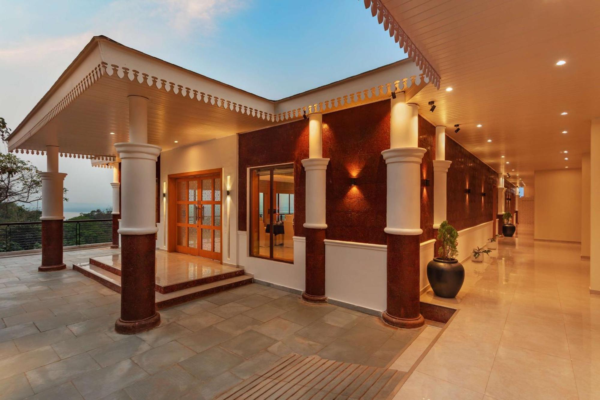 Hotel Doubletree By Hilton Goa - Panaji Esterno foto