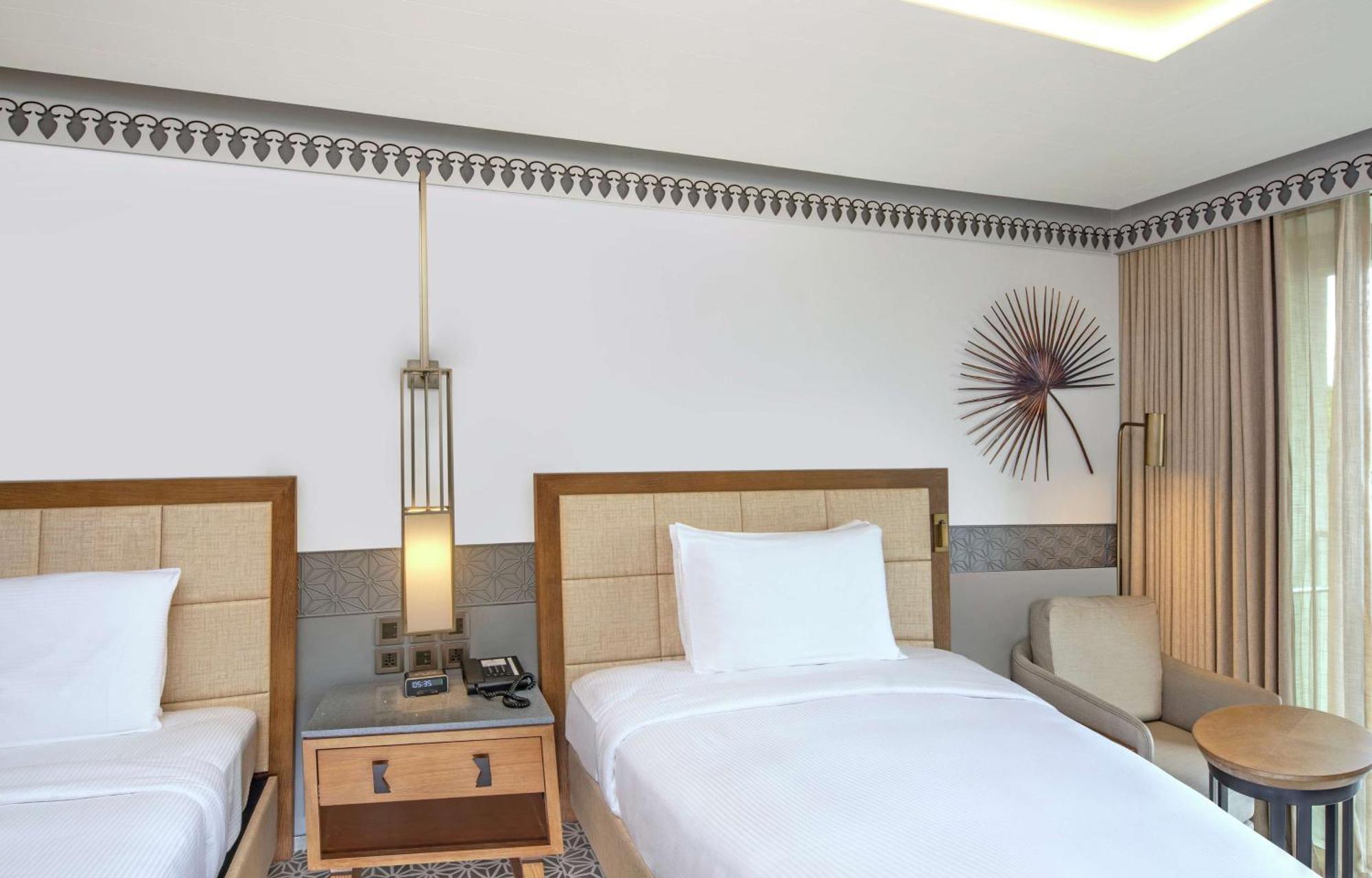 Hotel Doubletree By Hilton Goa - Panaji Esterno foto
