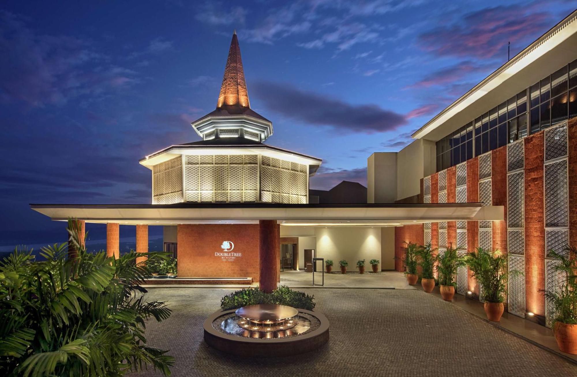 Hotel Doubletree By Hilton Goa - Panaji Esterno foto
