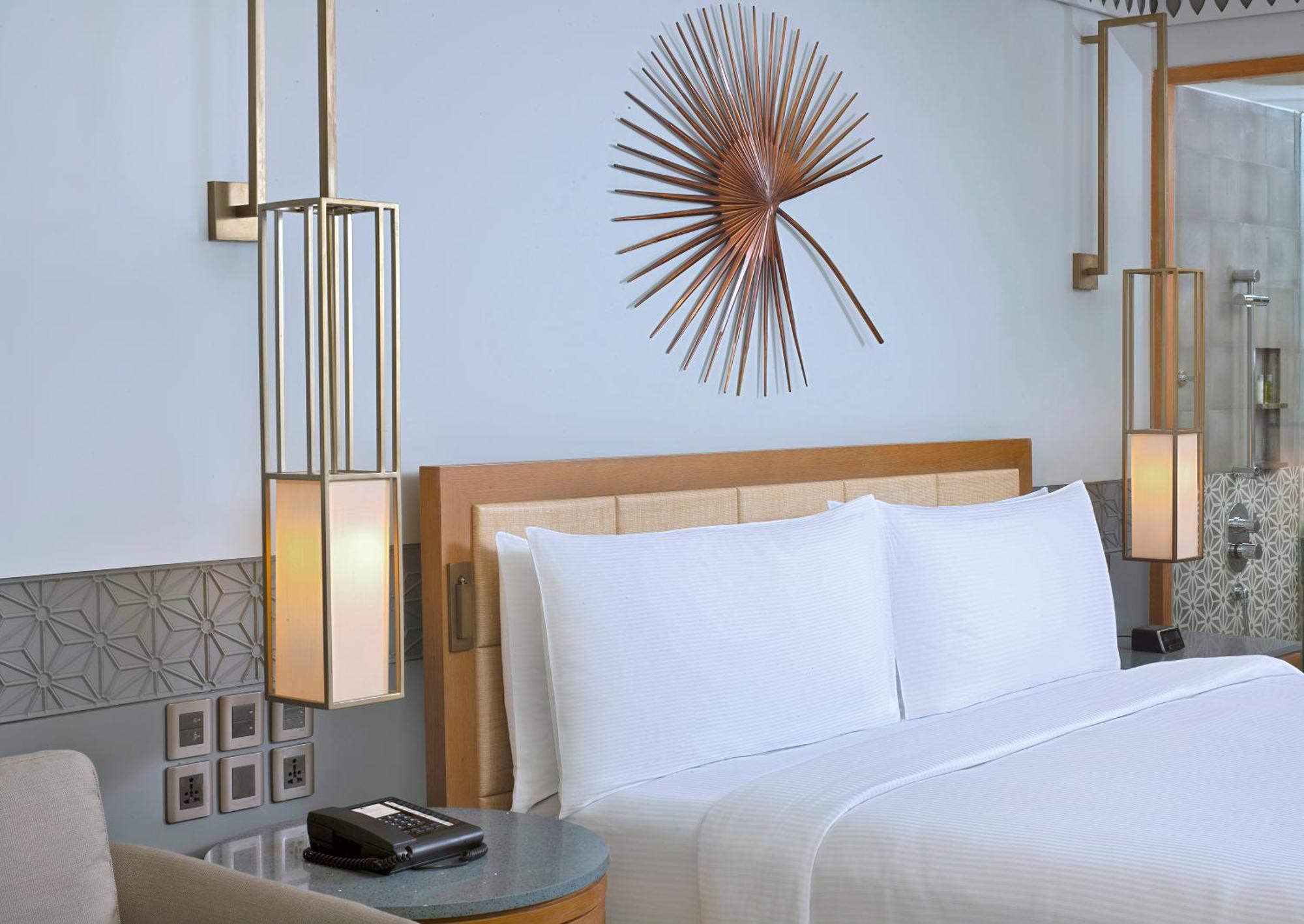 Hotel Doubletree By Hilton Goa - Panaji Esterno foto